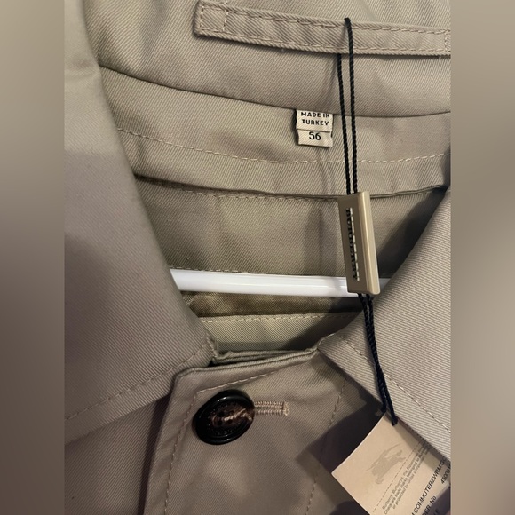 Burberry London NWT size 56 trench coat - Picture 3 of 7